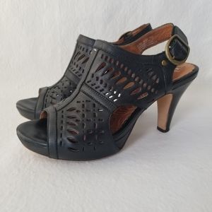 INDIGO Black Leather Slingback Heels Sz 6.5